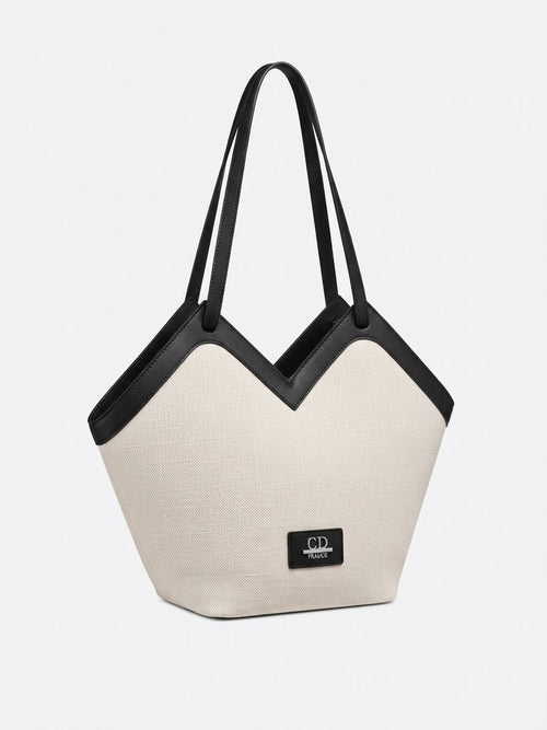 Elegant Chic Women's Handbag – Modern & Stylish Design